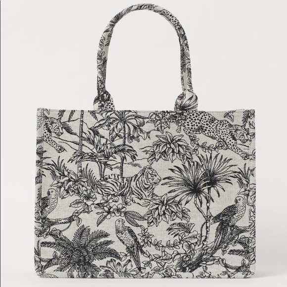 H&M Handbags - H&M Jacquard Tote